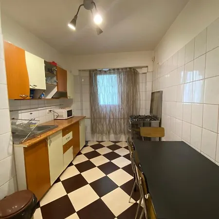 Mega Mall National Arena Apartmán *