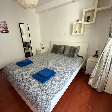 Mega Mall National Arena * 부쿠레슈티