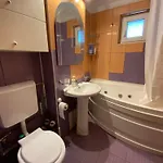 Apartment Mega Mall National Arena *
